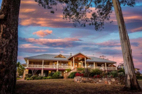 Robyn's Nest Lakeside Resort